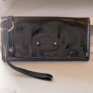 Kenneth Cole wristlet